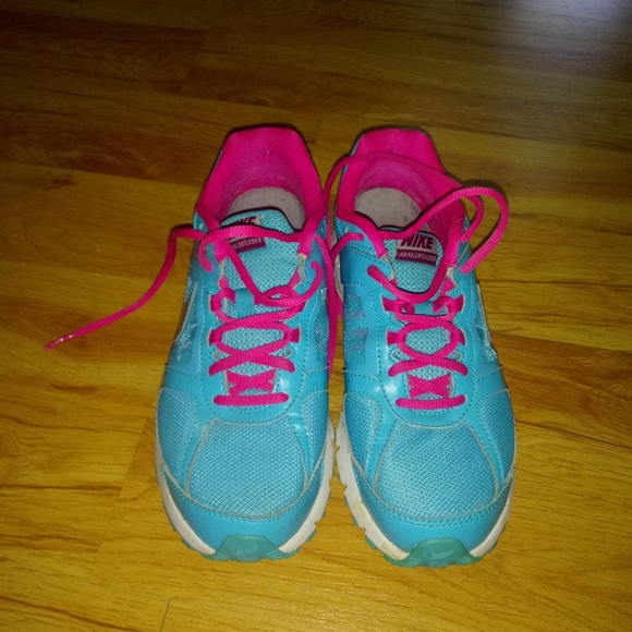 Nike - Picture 11 of 12